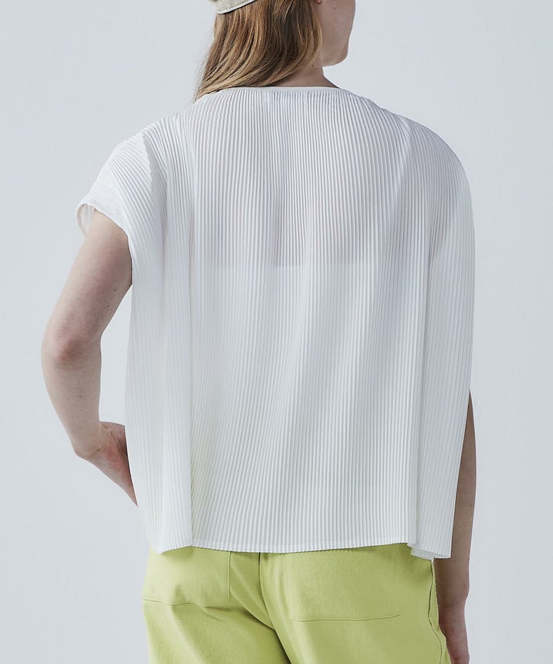 モデル着用画像(ホワイト)