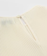 首元後ろ(ベージュ)