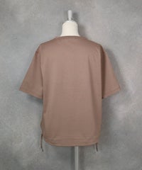 コットン100％裾ドロストプルオーバー(ブラウン)後ろ