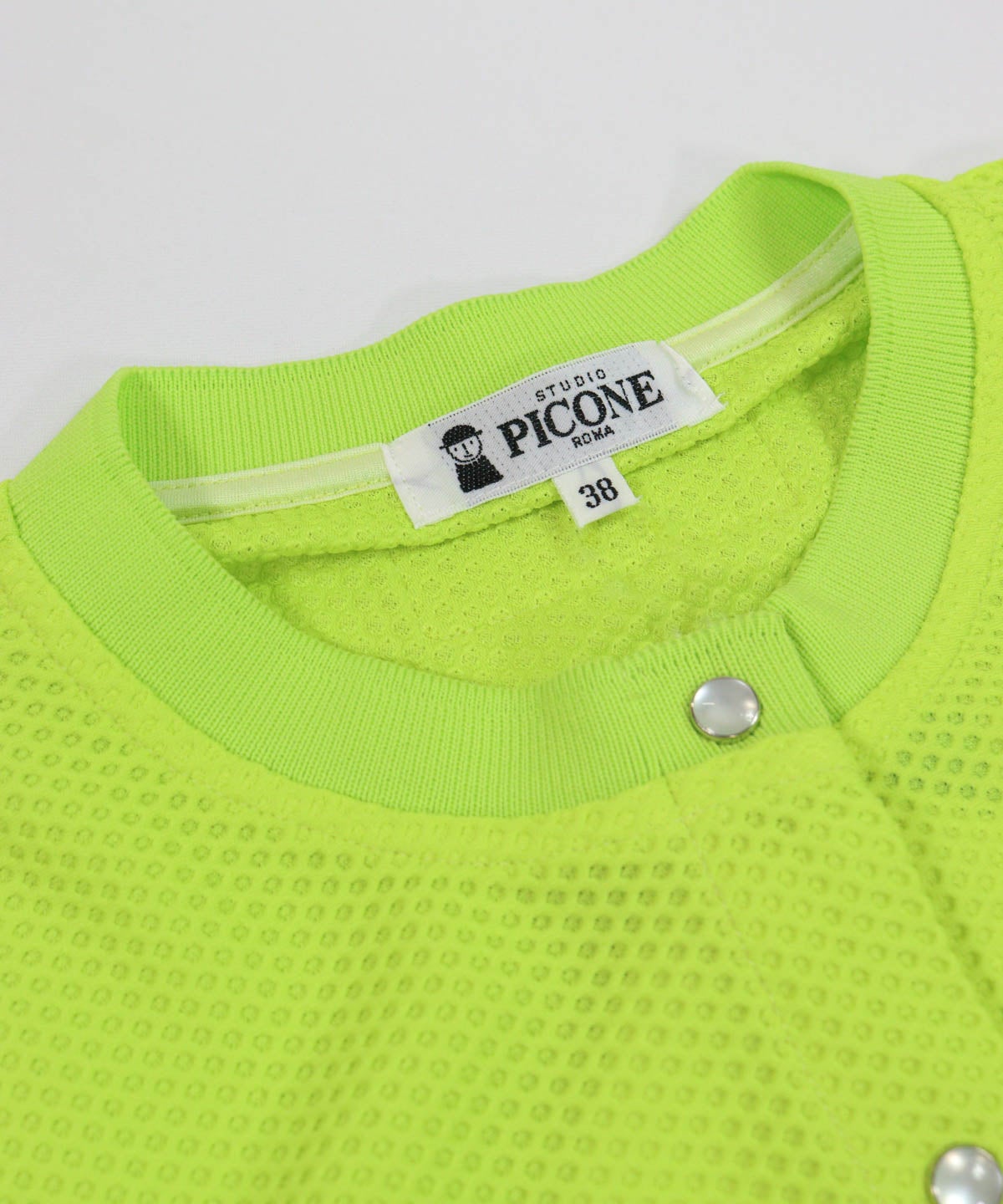 首元（ライトグリーン）