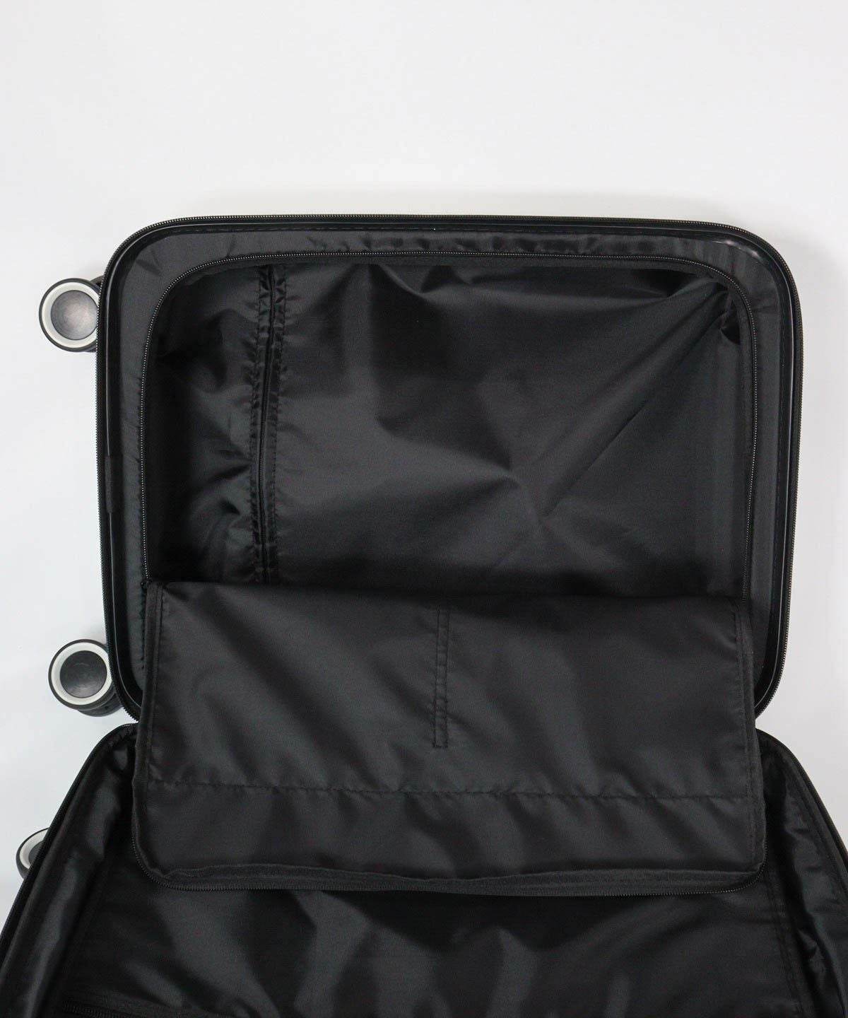 内側収納部分（ホワイト）