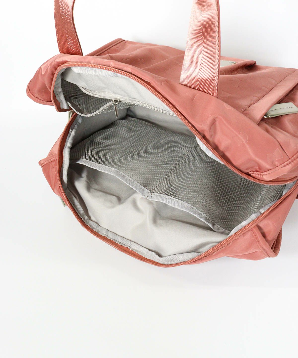 内側部分（ピンク）