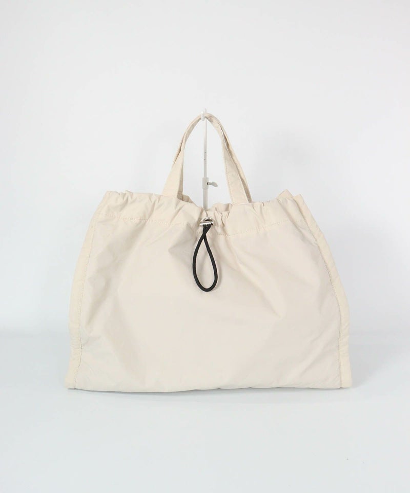 ショルダー付ドロストバッグ後（ベージュ）