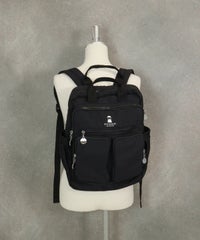 立体ポケットリュック（ブラック）