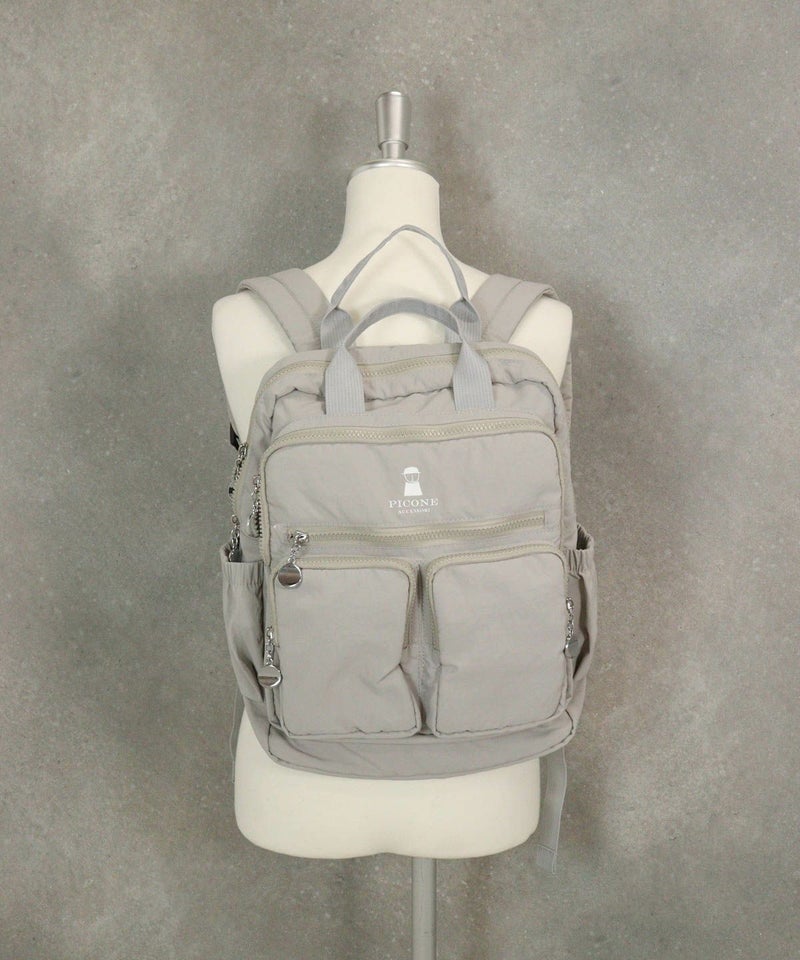 立体ポケットリュック（ライトグレー）