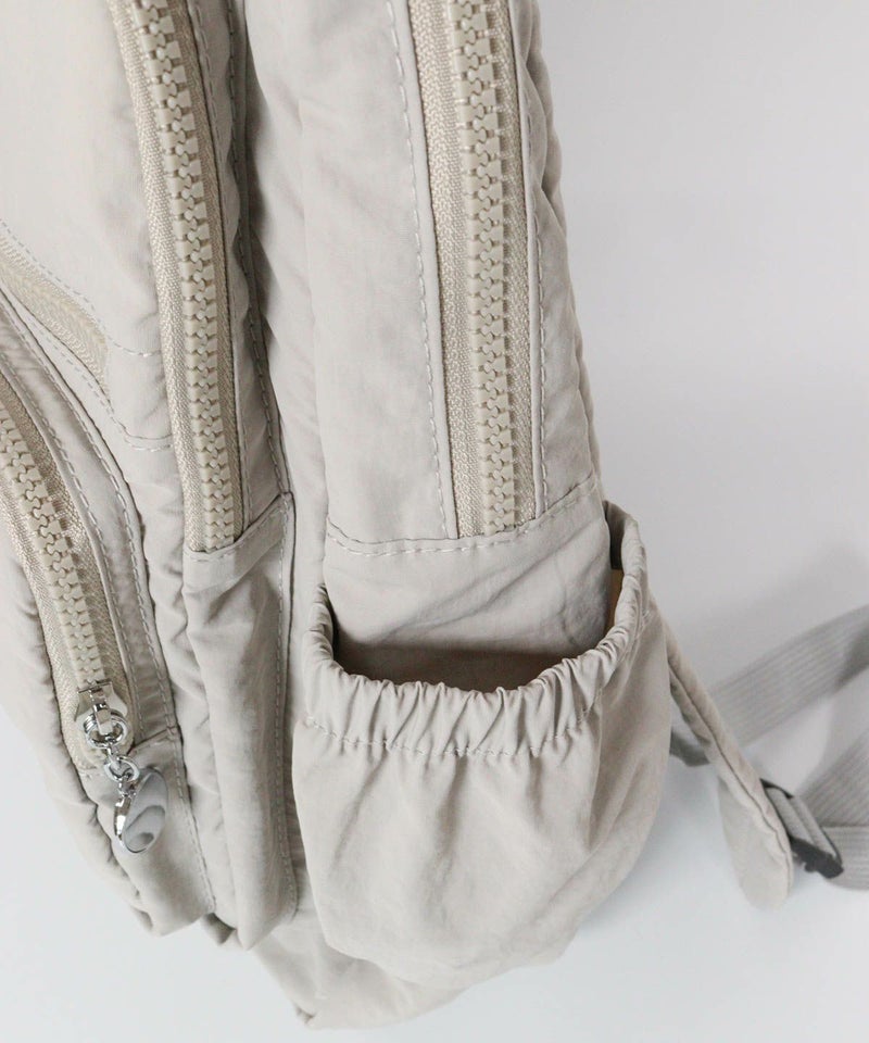 横ポケット部分（ライトグレー）