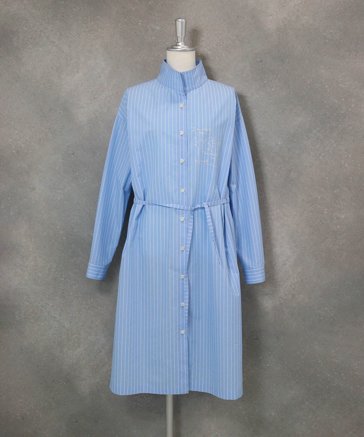スタンドカラーシャツワンピース(ブルー)前