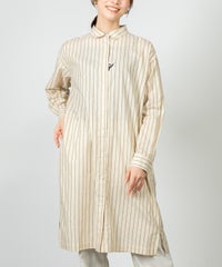 モデル着用画像(ベージュ)