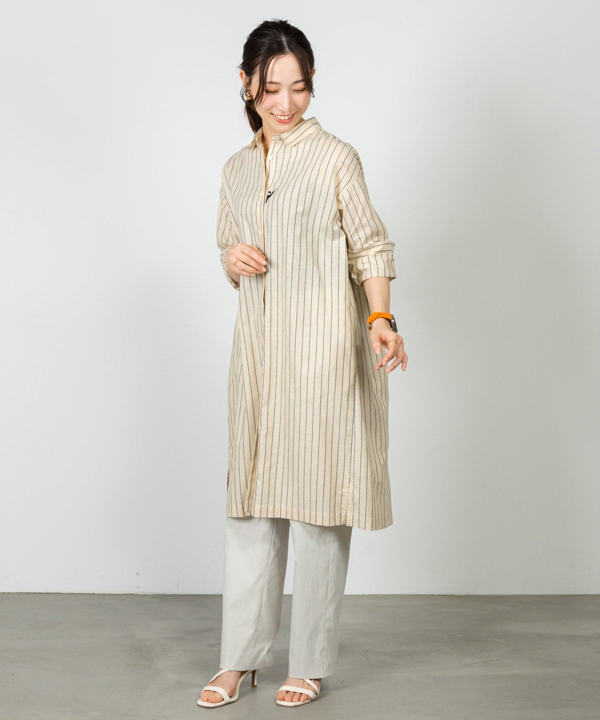 モデル着用画像(ベージュ)