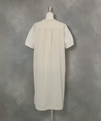 袖切替UV冷感ワンピース(ベージュ)後ろ
