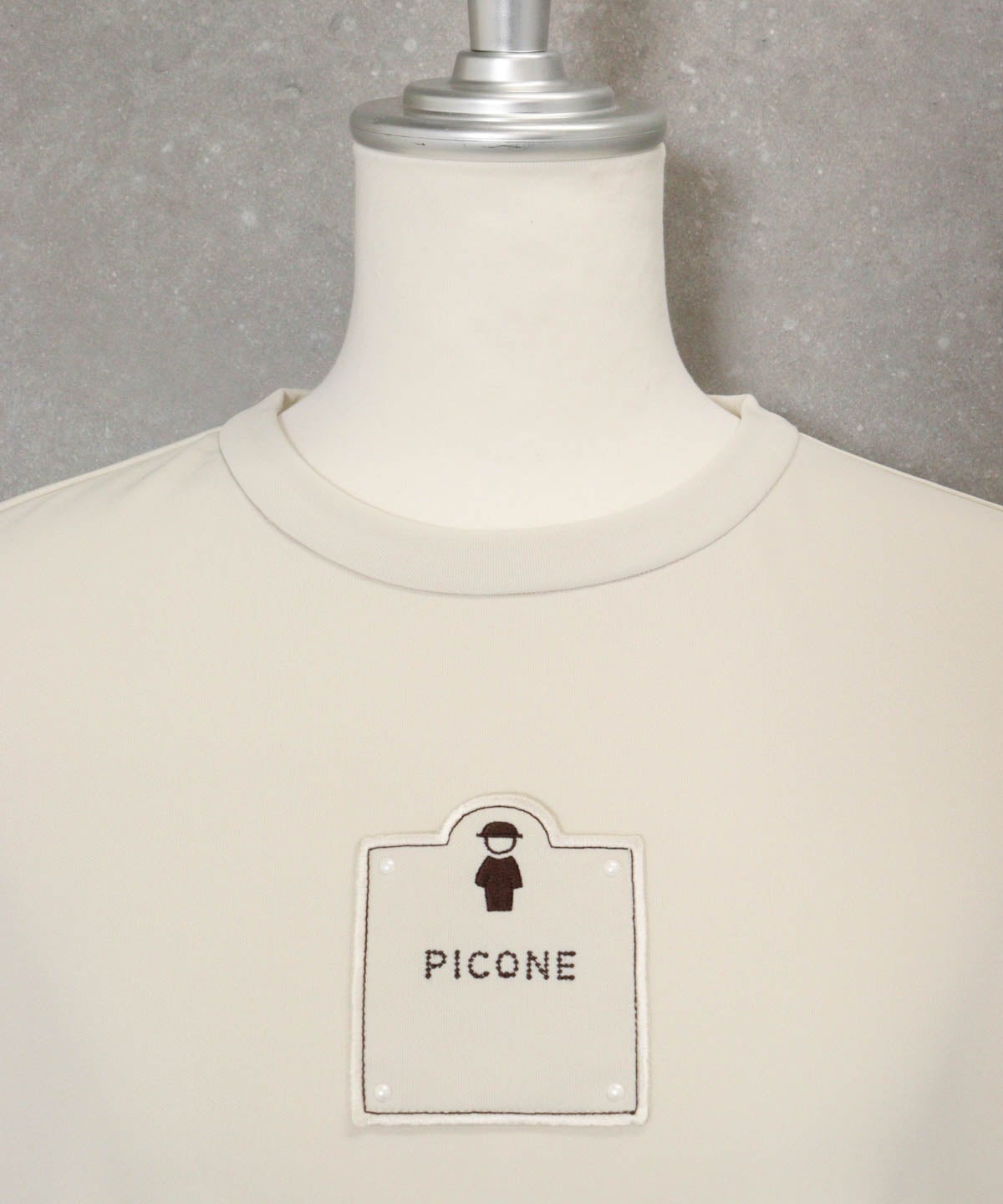 首元(ベージュ)