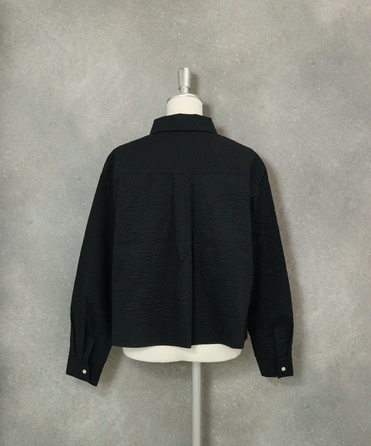 コットン100％シャツブルゾン後（ブラック）