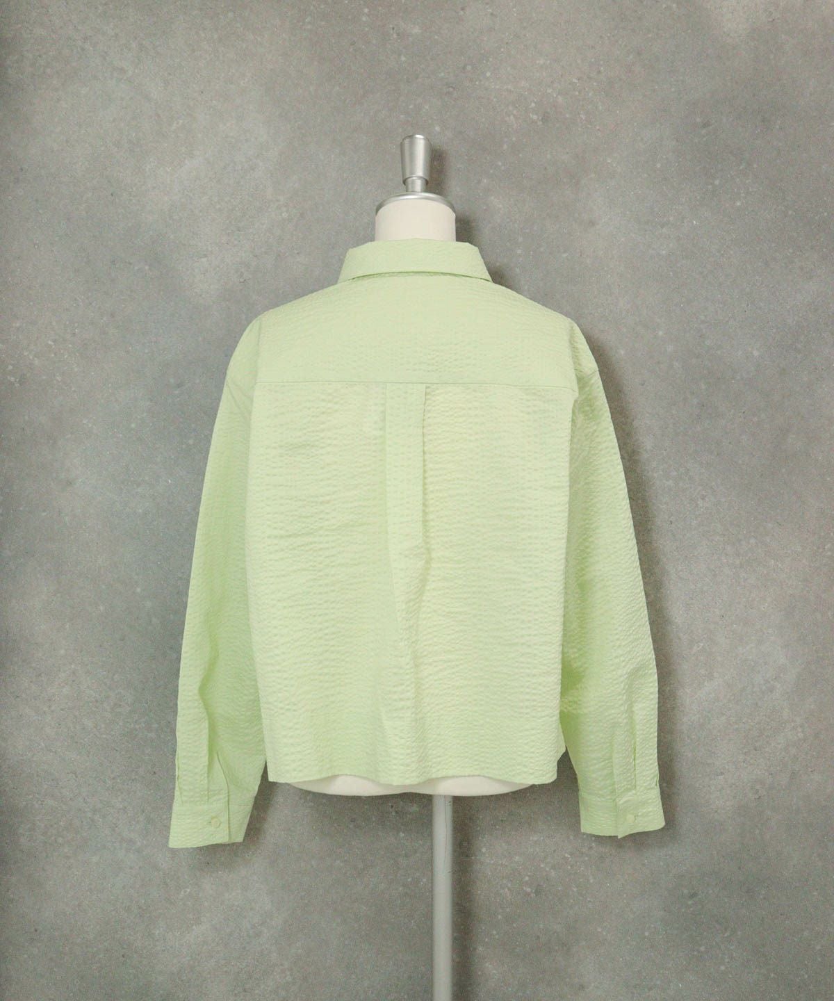 コットン100％シャツブルゾン後（ライトグリーン）