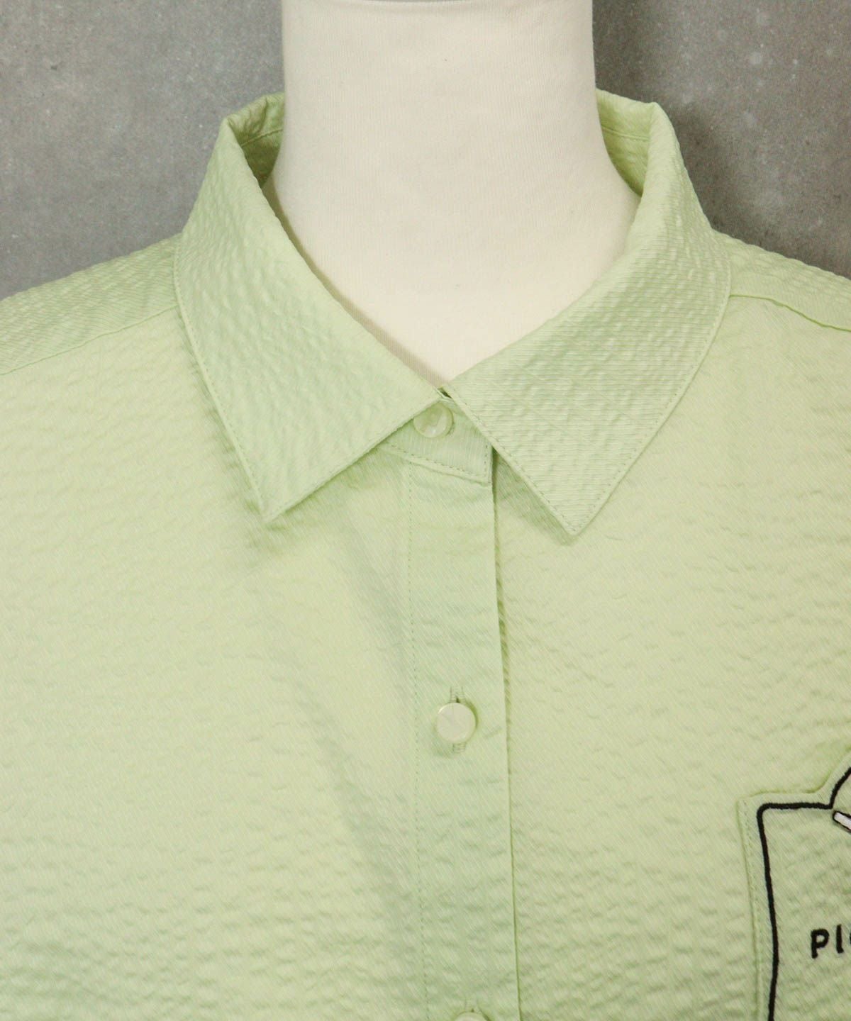 首元部分（ライトグリーン）