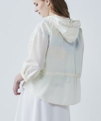 モデル着用画像（クリーム）