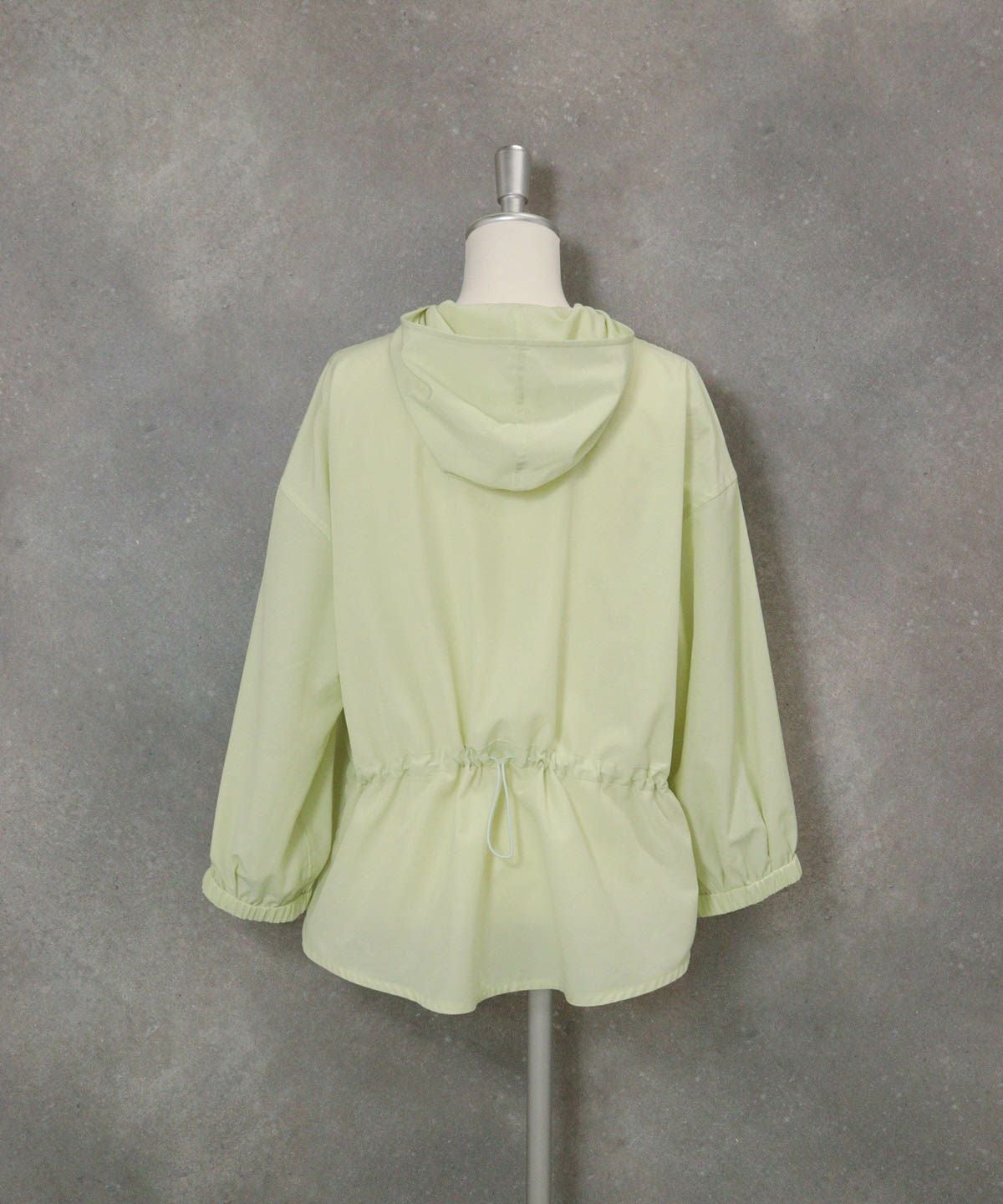 フロントフリルブルゾン後調節部分（ライトグリーン）