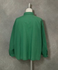 綿麻混カットワーク刺繍シャツ後（グリーン）