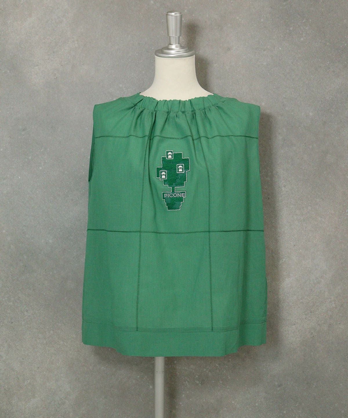 綿麻混ノースリギャザートップス（グリーン）