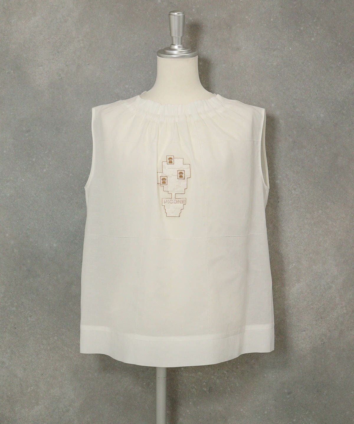 綿麻混ノースリギャザートップス（ホワイト）