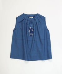 綿麻混ノースリギャザートップス置き画像（ブルー）