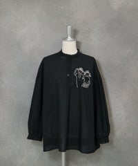 コットン混チュール刺繍速乾ブラウス（ブラック）