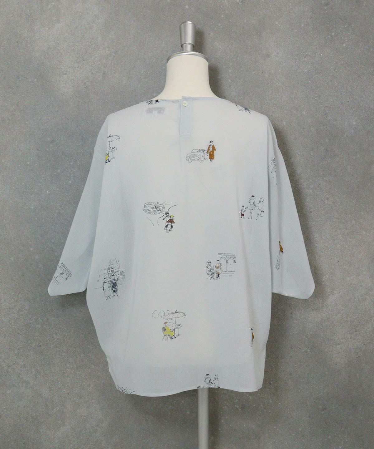 コットン100％ミニイラストプルオーバー後（ブルー）