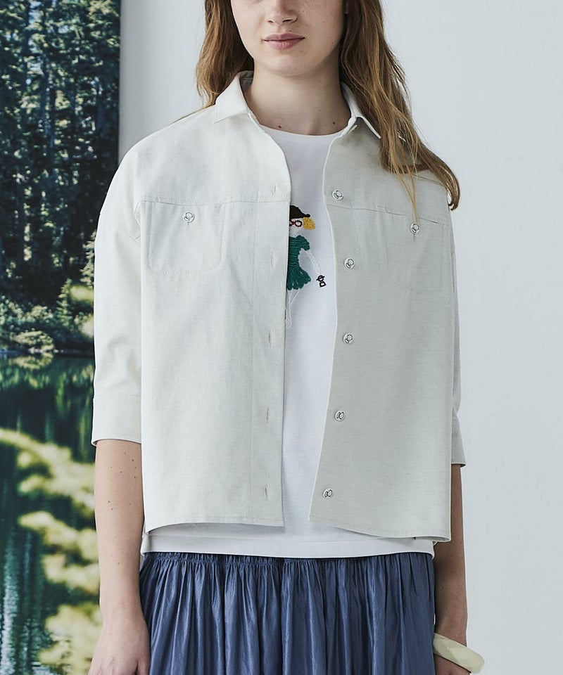 モデル着用画像（ベージュ）