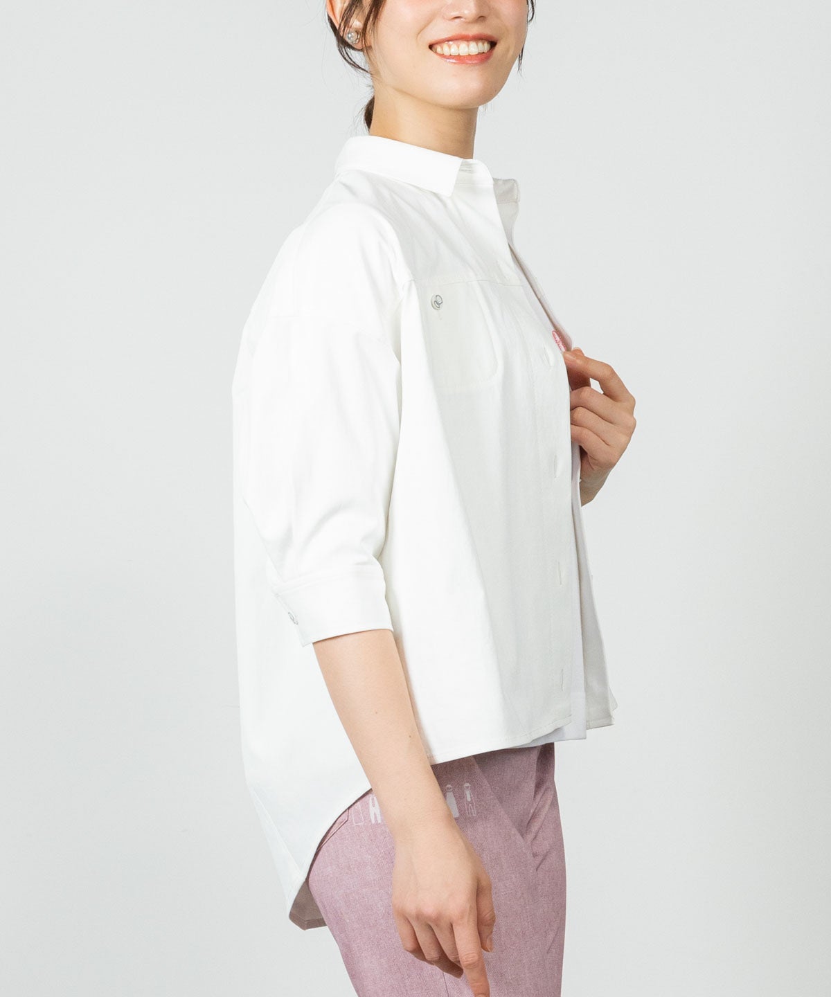 モデル着用画像（ホワイト）