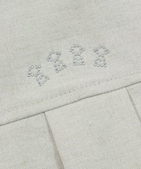 刺繍部分(ベージュ）