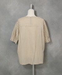 フリル袖綿麻ブラウス(ベージュ)後ろ