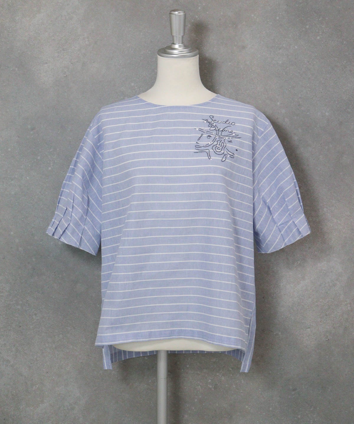 フリル袖綿麻ブラウス(ブルー)前