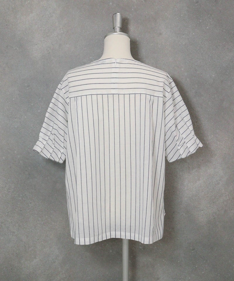 フリル袖綿麻ブラウス(ホワイト)後ろ