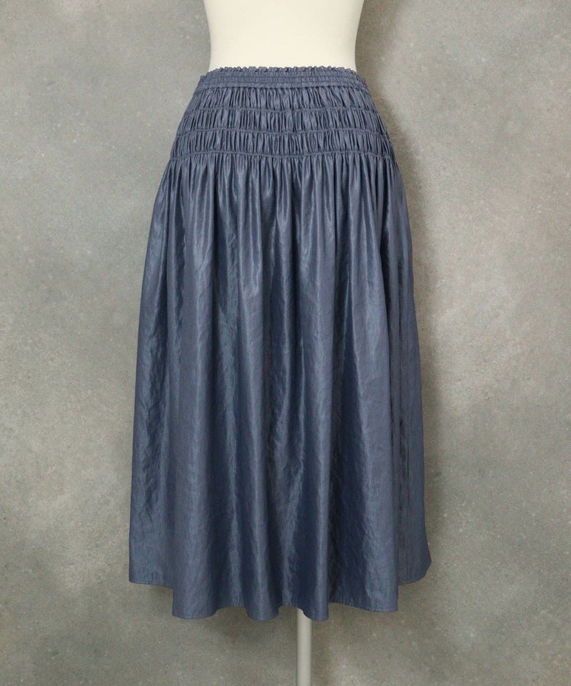 ギャザーフレアスカート後（ブルー）