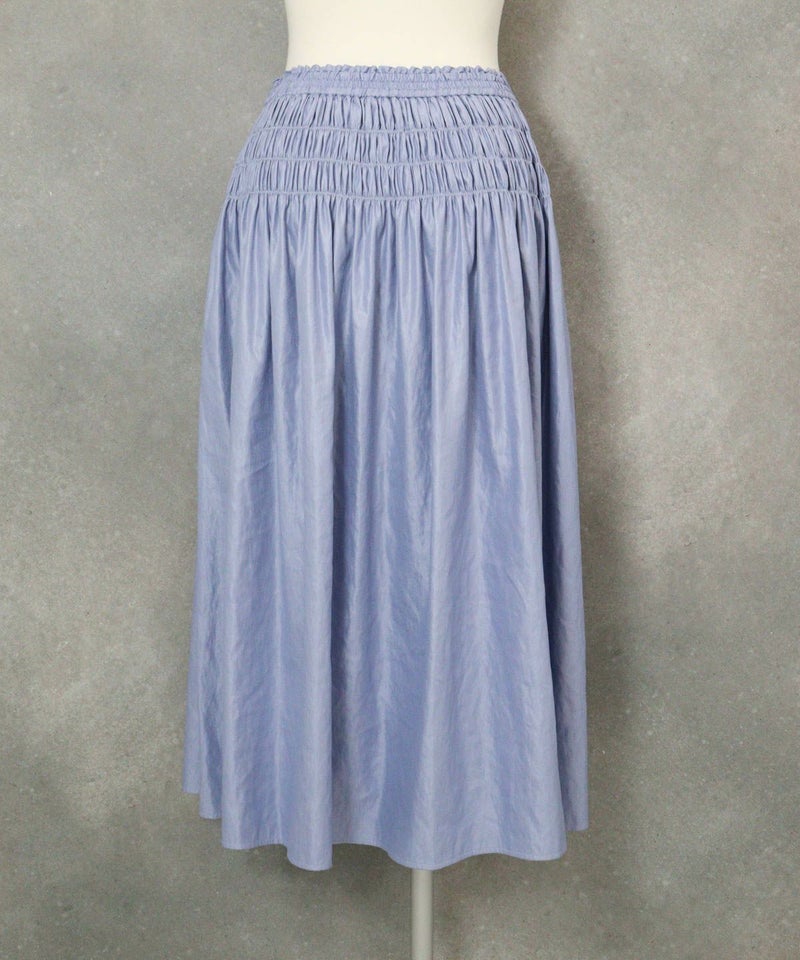 ギャザーフレアスカート後（ライトブルー）