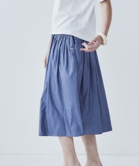 モデル着用画像（ブルー）