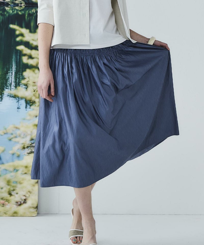 モデル着用画像（ブルー）