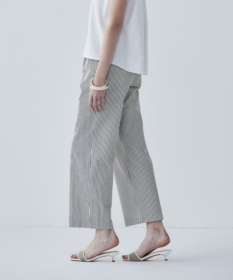 モデル着用画像（ブラック）