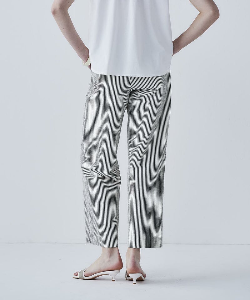 モデル着用画像（ブラック）