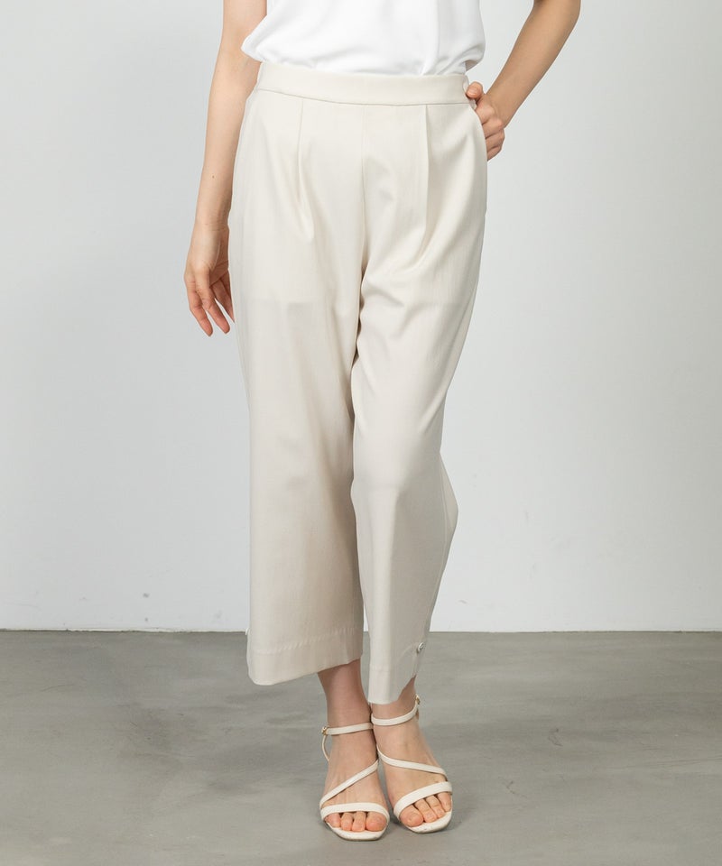 モデル着用画像(ベージュ)