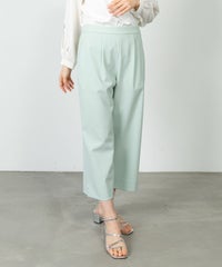 モデル着用画像(ライトグリーン)