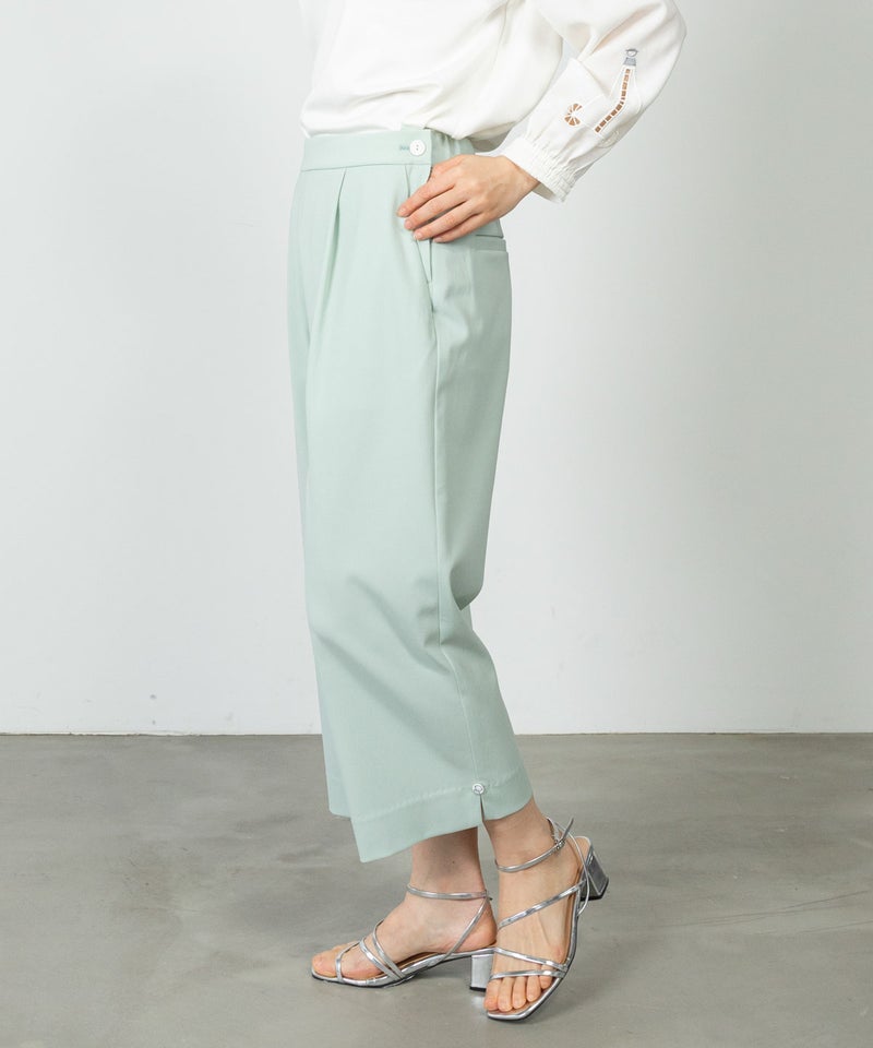 モデル着用画像(ライトグリーン)