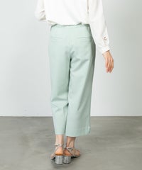 モデル着用画像(ライトグリーン)