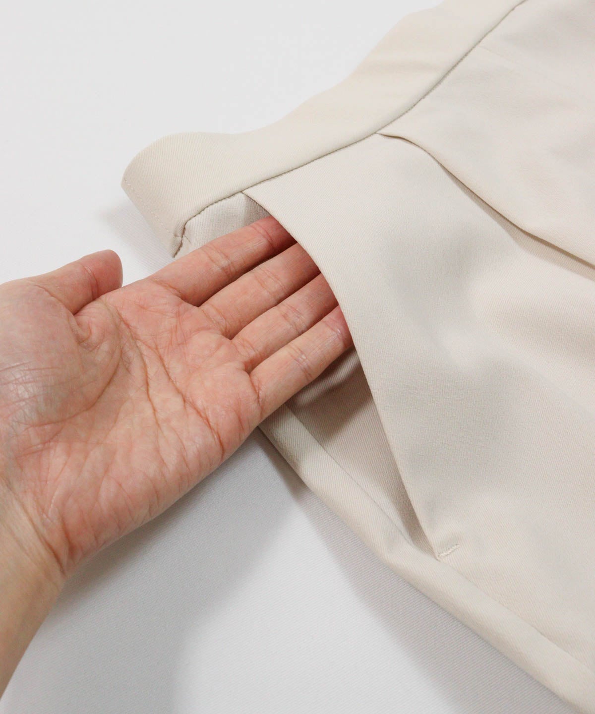 ポケット(ベージュ)