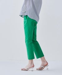 モデル着用画像（グリーン）