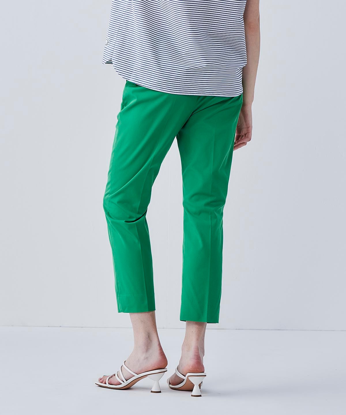 モデル着用画像（グリーン）