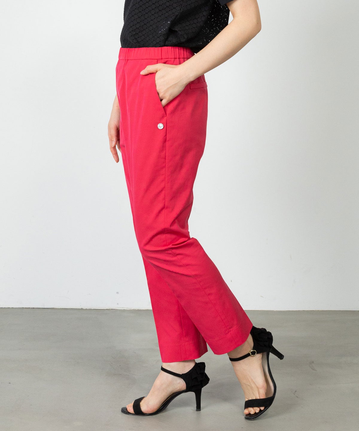 モデル着用画像（ピンク）