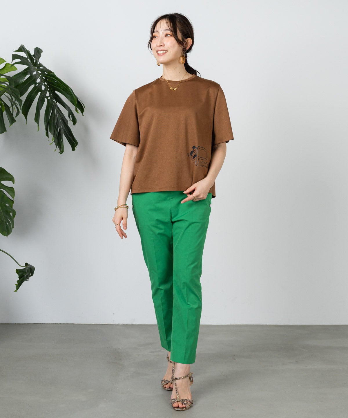 モデル着用画像（グリーン）