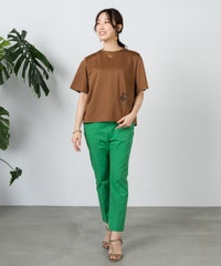 モデル着用画像（グリーン）