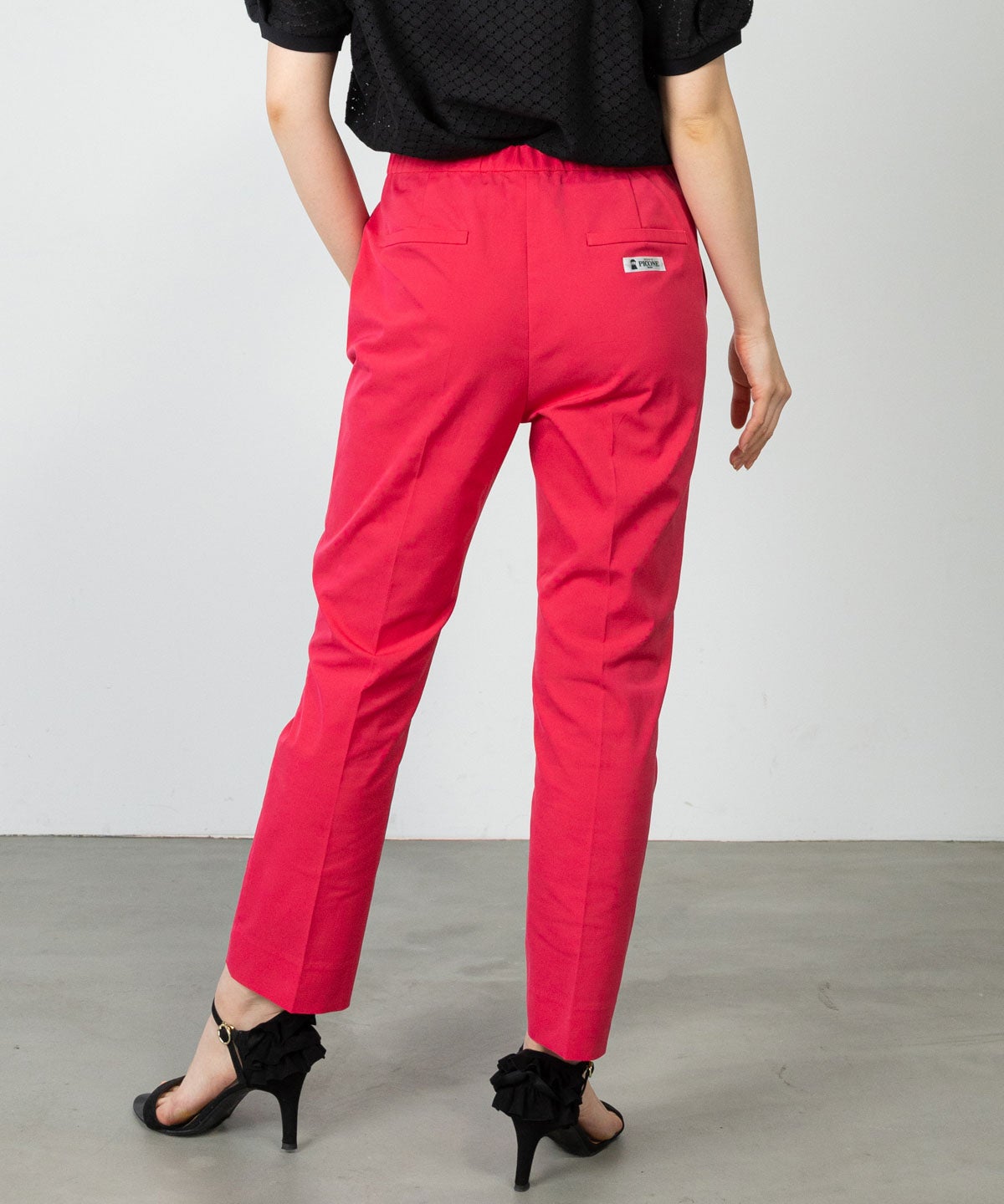 モデル着用画像（ピンク）