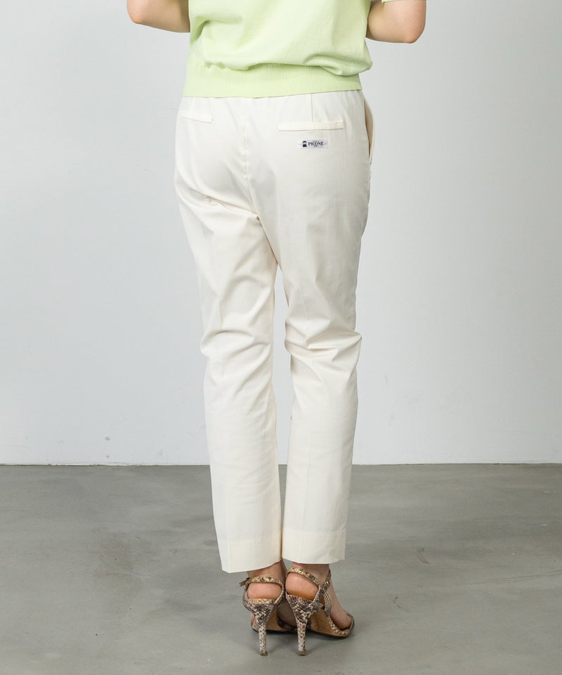 モデル着用画像（ホワイト）